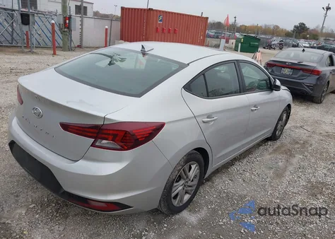 2019 Hyundai Elantra Value Edition z USA, uszkodzony, nr VIN 5NPD84LF9KH411582